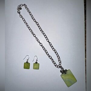 Silpada Green Mother-of-Pearl Necklace & Earrings